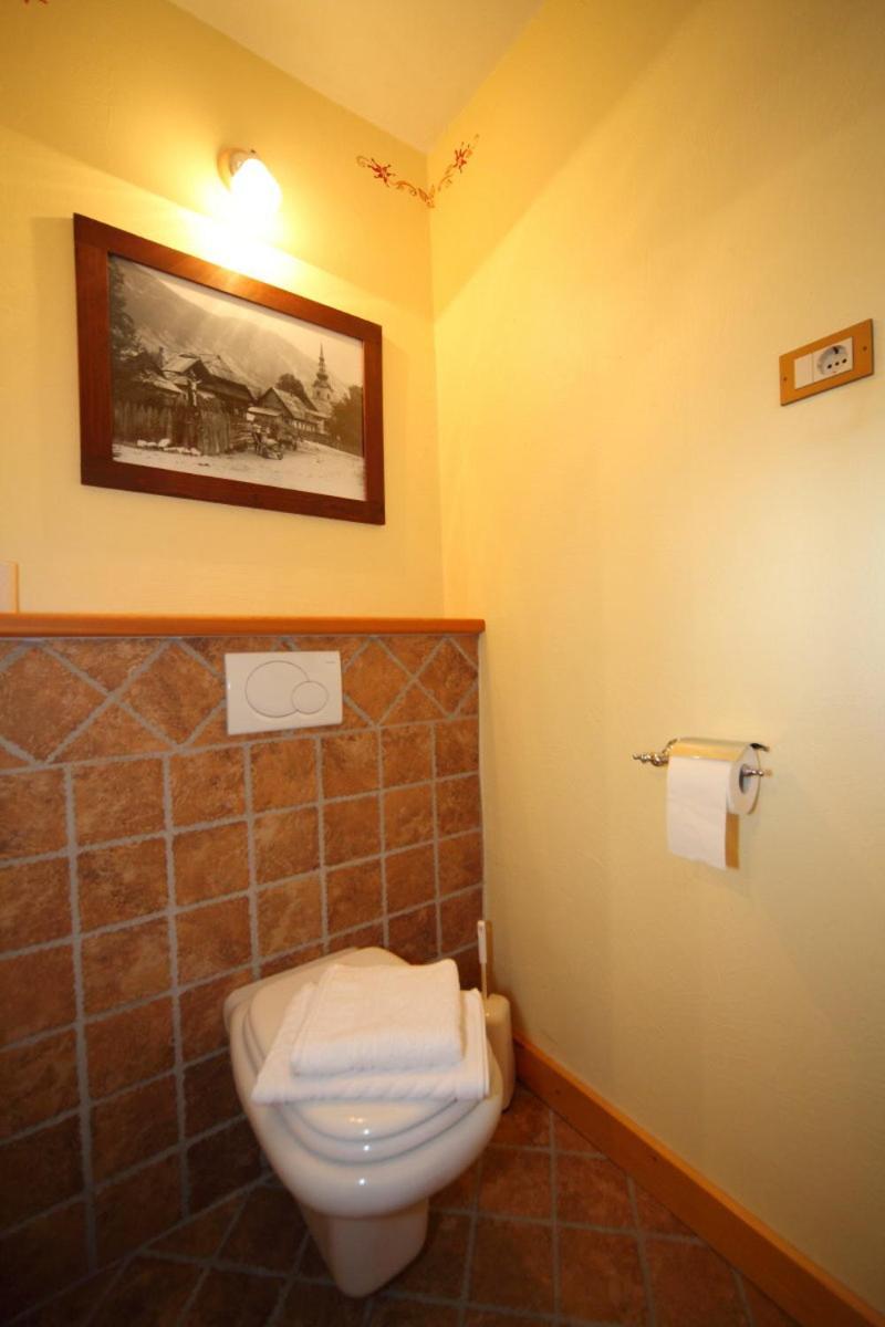 Kronau Chalet Resort Kranjska Gora Room photo